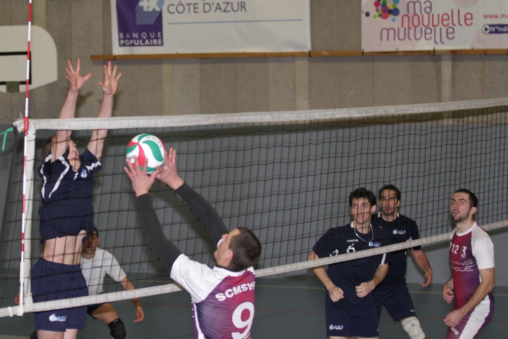 gal/saison 2012-2013/mouans-sartoux_-_r1m/IMG_4975.jpg